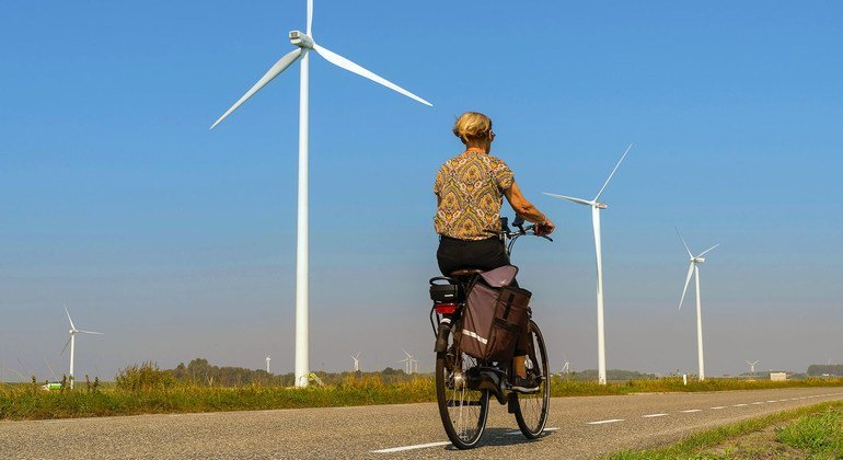 Les pays européens s’engagent à promouvoir le vélo et les transports propres (CEE-ONU)